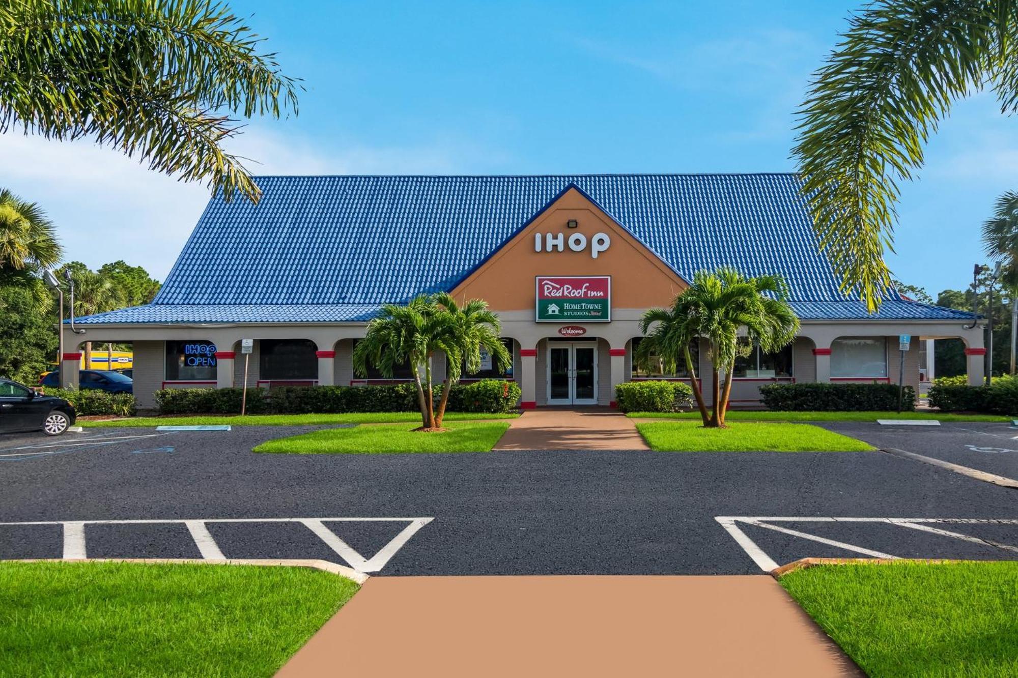 Hometowne Studios By Red Roof Vero Beach - I-95 Exterior photo